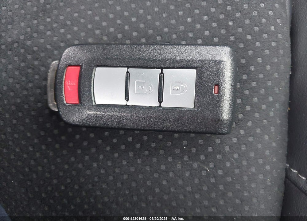2022 MITSUBISHI ECLIPSE CROSS VIN: JA4ATWAA0NZ049413