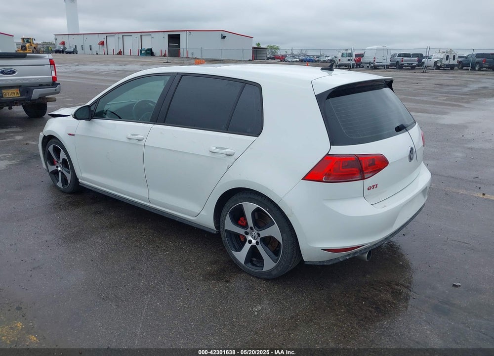2017 VOLKSWAGEN GOLF GTI VIN: 3VW547AUXHM026857