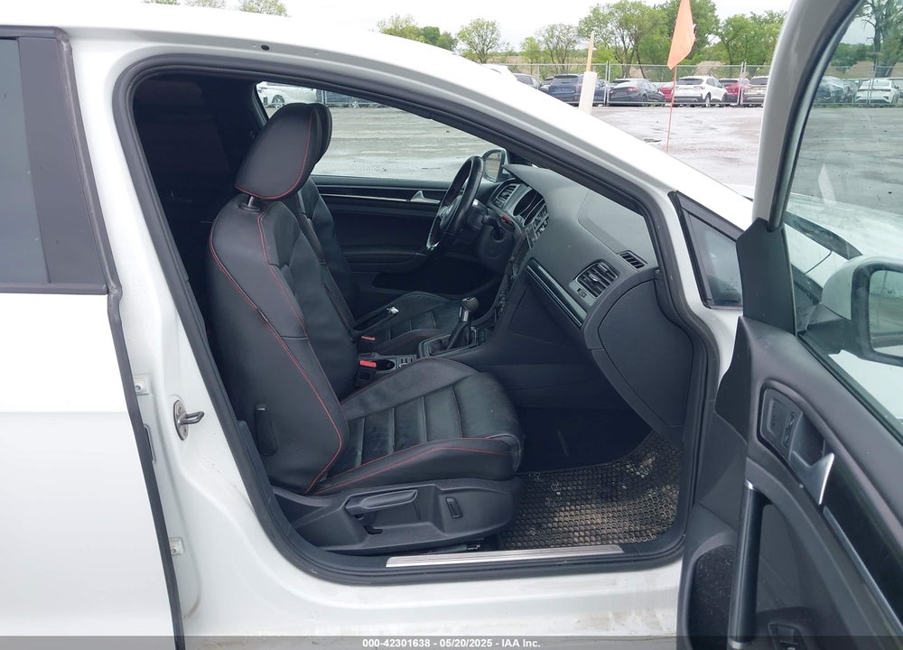 2017 VOLKSWAGEN GOLF GTI VIN: 3VW547AUXHM026857