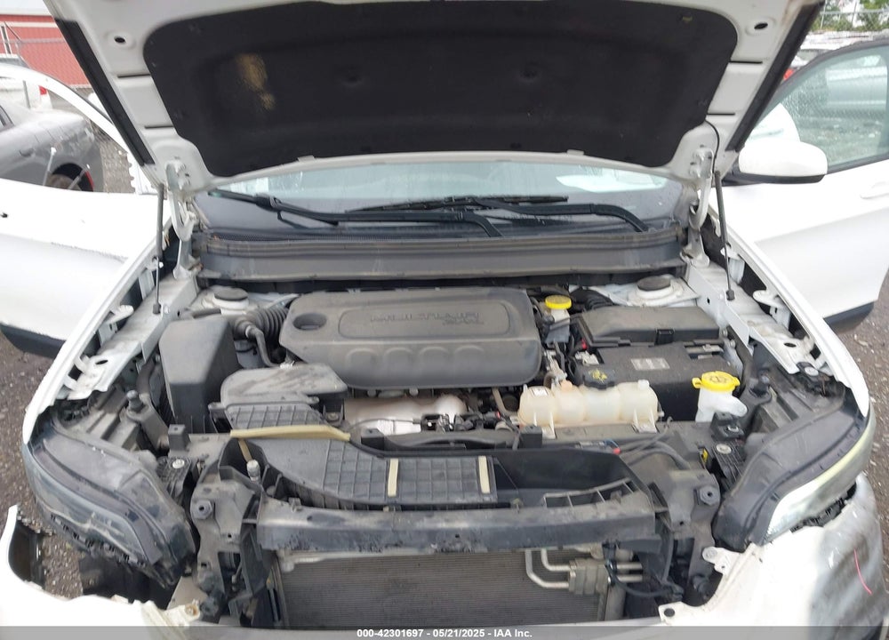2021 JEEP CHEROKEE LATITUDE FWD VIN: 1C4PJLCB4MD103477
