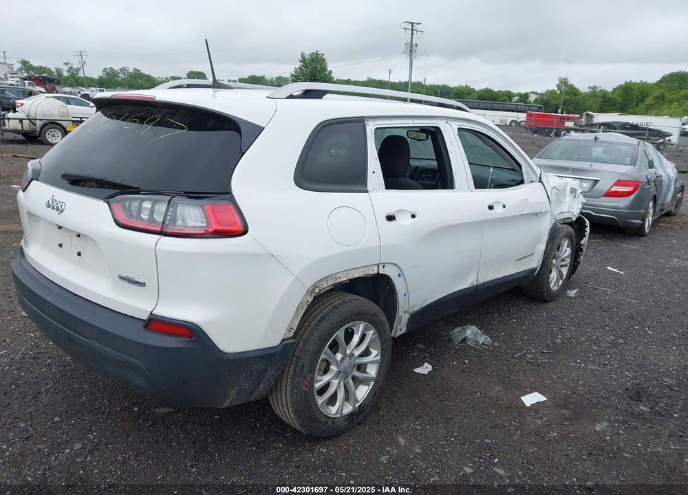 2021 JEEP CHEROKEE LATITUDE FWD VIN: 1C4PJLCB4MD103477