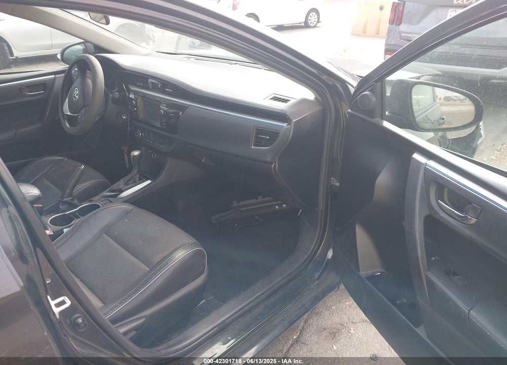 2015 TOYOTA COROLLA VIN: 5YFBURHE1FP179326