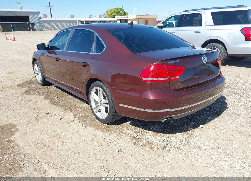 2013 VOLKSWAGEN PASSAT VIN: 1VWCN7A36DC104378