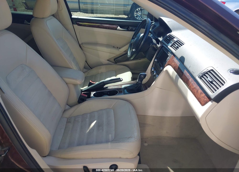 2013 VOLKSWAGEN PASSAT VIN: 1VWCN7A36DC104378