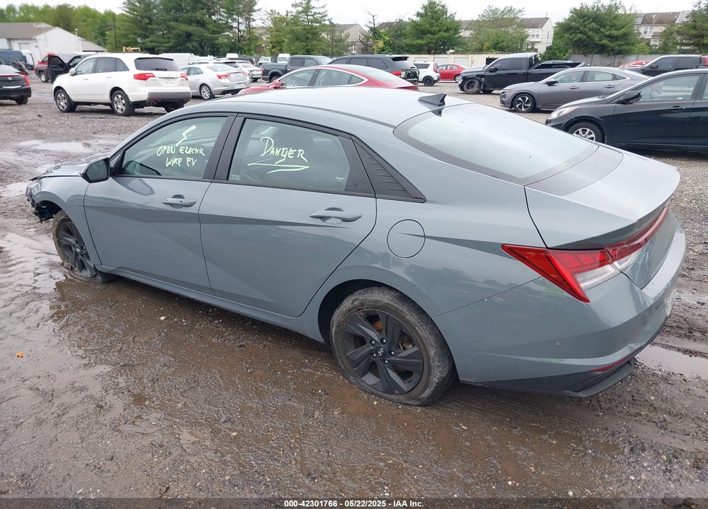 2022 HYUNDAI ELANTRA HYBRID VIN: KMHLM4AJ7NU023884