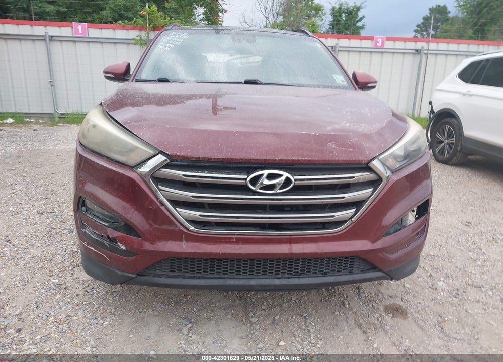 2016 HYUNDAI TUCSON LIMITED VIN: KM8J33A27GU163868