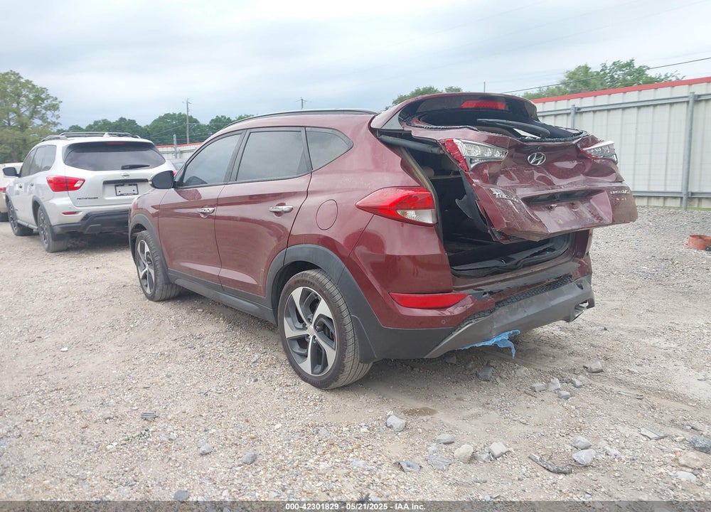 2016 HYUNDAI TUCSON LIMITED VIN: KM8J33A27GU163868