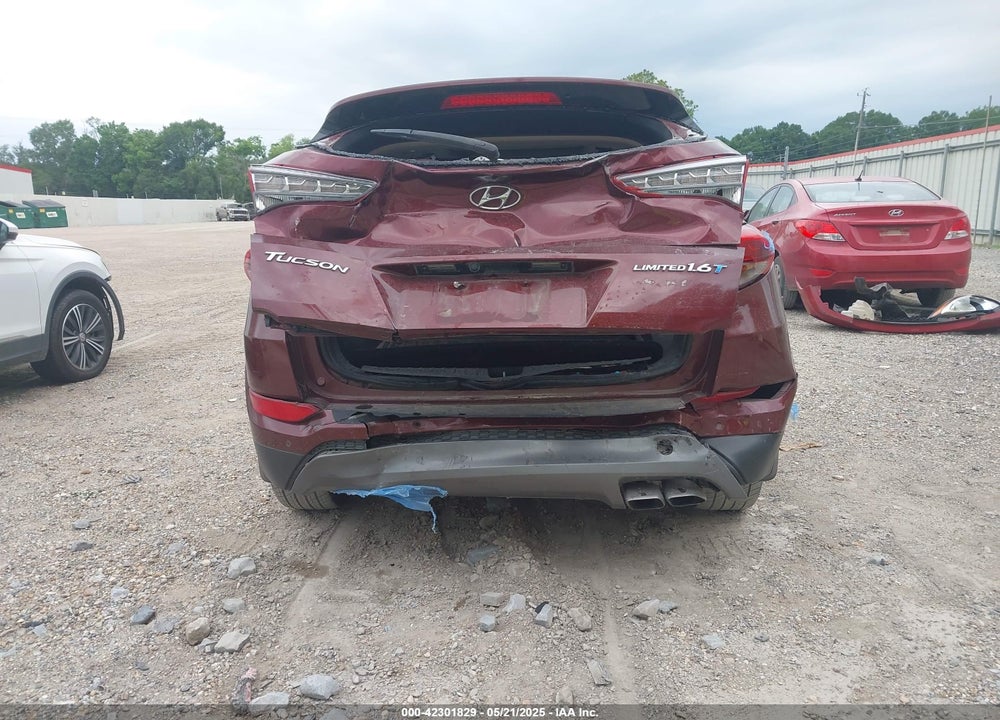 2016 HYUNDAI TUCSON LIMITED VIN: KM8J33A27GU163868