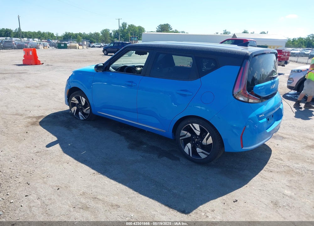 2023 KIA SOUL VIN: KNDJ53AU4P7195370