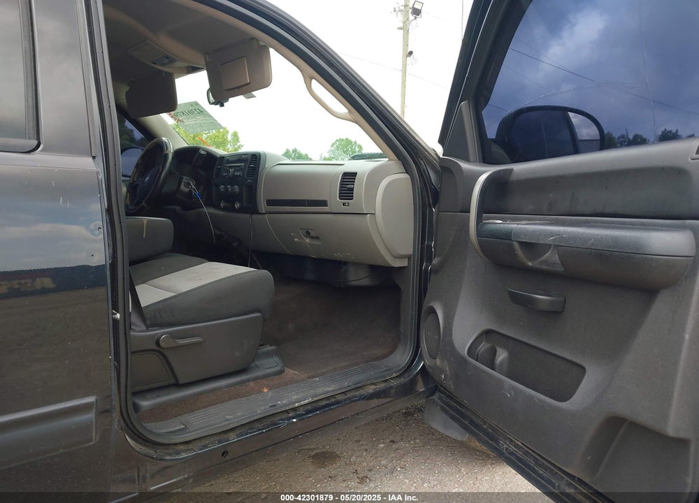 2009 CHEVROLET SILVERADO 1500 LS VIN: 3GCEC13C19G187265
