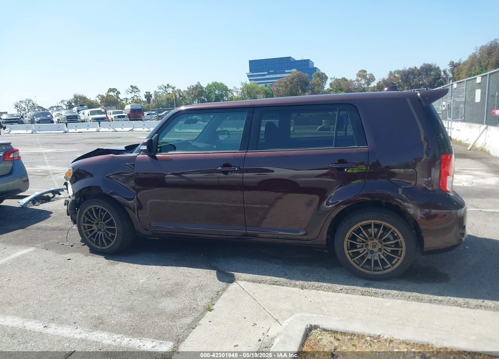 2013 SCION XB VIN: JTLZE4FE8DJ035425