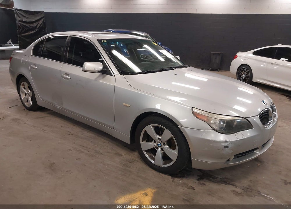 2007 BMW 530XI VIN: WBANF73517CU24541