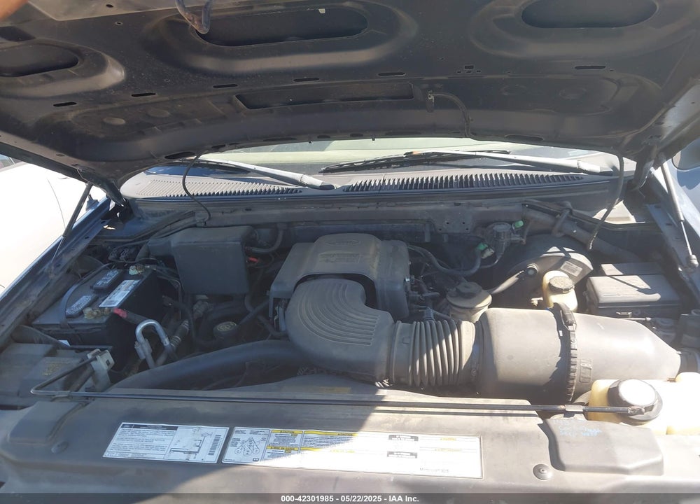 1998 FORD EXPEDITION EDDIE BAUER/XLT VIN: 1FMRU18W9WLB50203