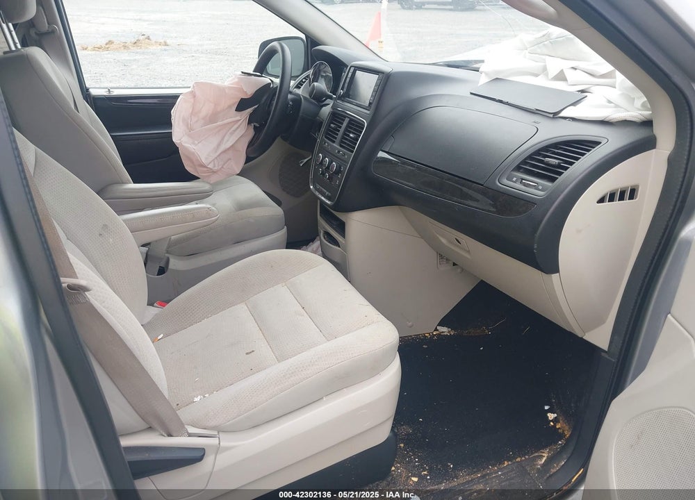 2018 DODGE GRAND CARAVAN SE VIN: 2C4RDGBG5JR308979
