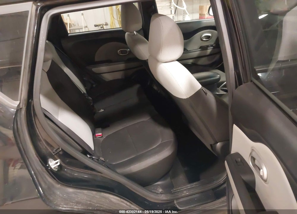 2016 KIA SOUL VIN: KNDJN2A26G7360716