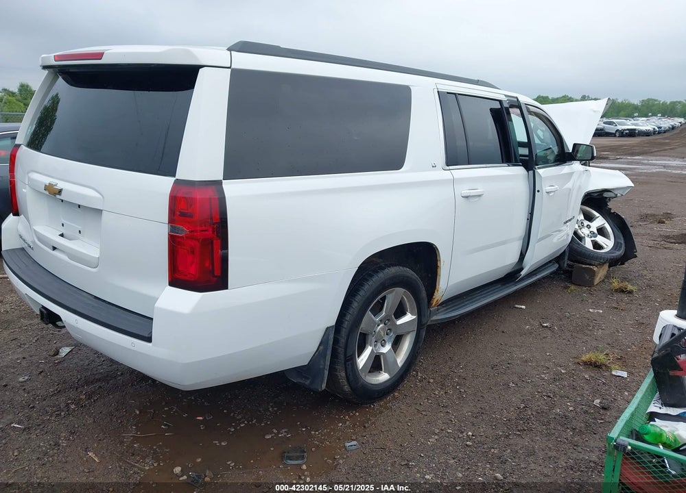 2016 CHEVROLET SUBURBAN VIN: 1GNSKHKC0GR361587