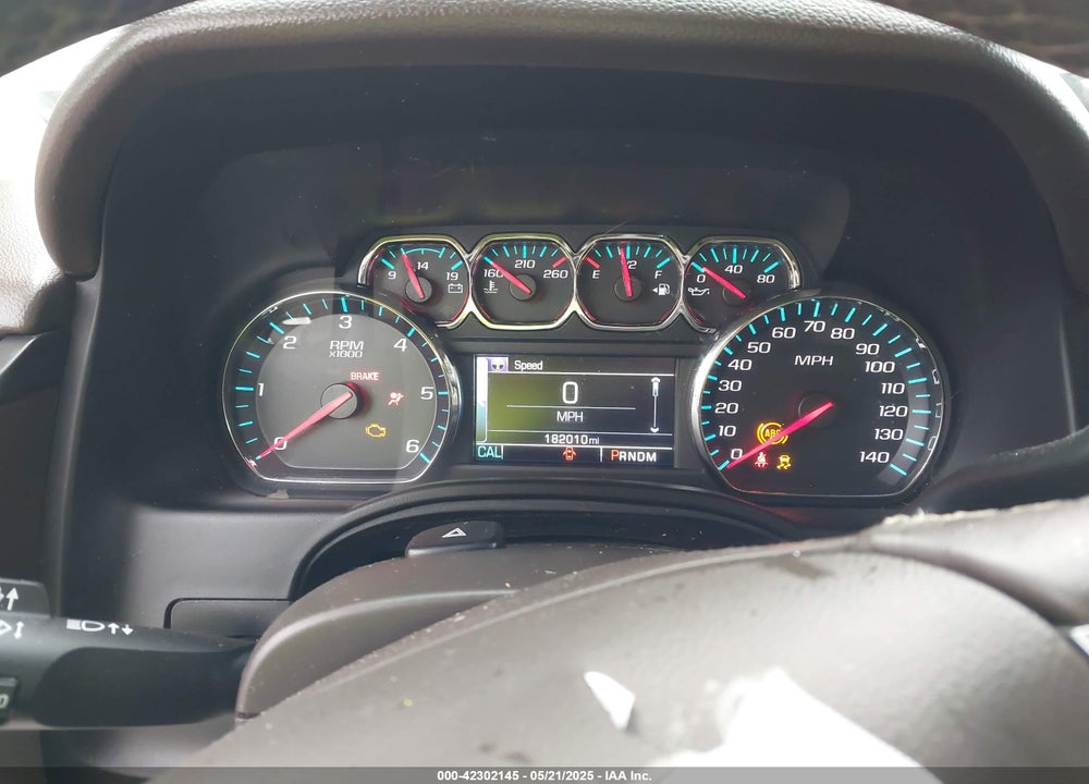 2016 CHEVROLET SUBURBAN VIN: 1GNSKHKC0GR361587