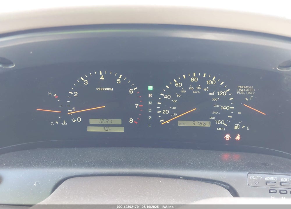 1997 LEXUS SC 400 VIN: JT8CH32Y8V1000290