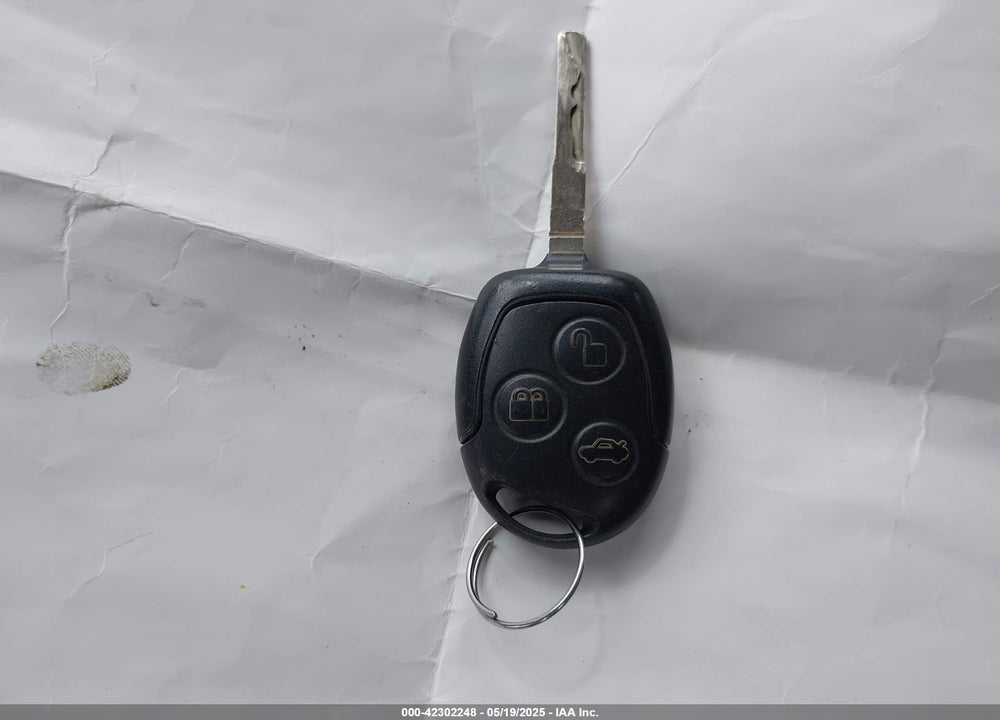 2011 FORD FIESTA VIN: 3FADP4EJ7BM108613