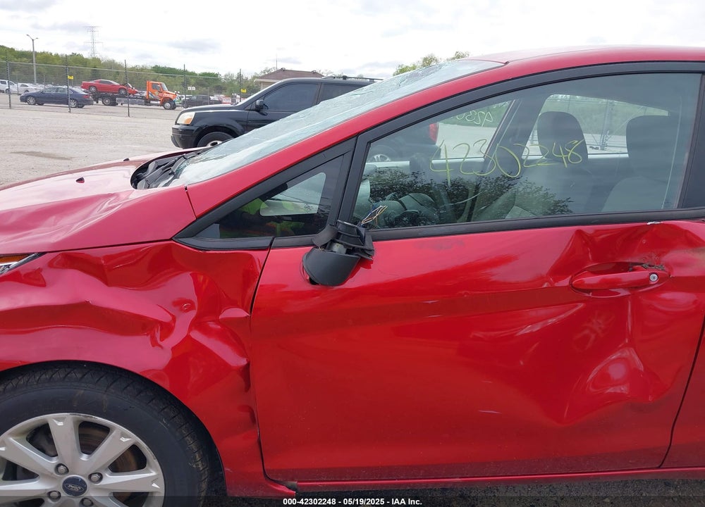 2011 FORD FIESTA VIN: 3FADP4EJ7BM108613