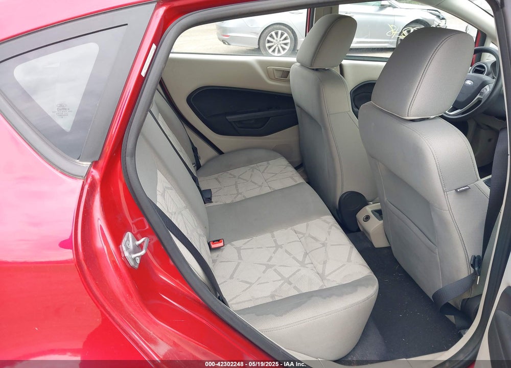 2011 FORD FIESTA VIN: 3FADP4EJ7BM108613