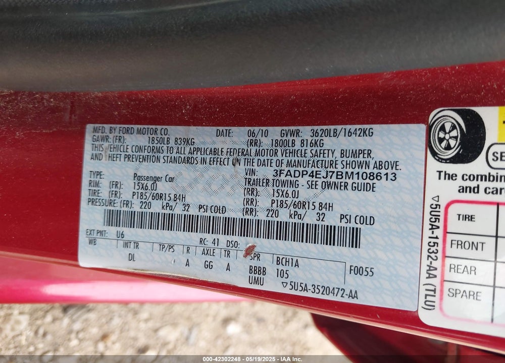 2011 FORD FIESTA VIN: 3FADP4EJ7BM108613