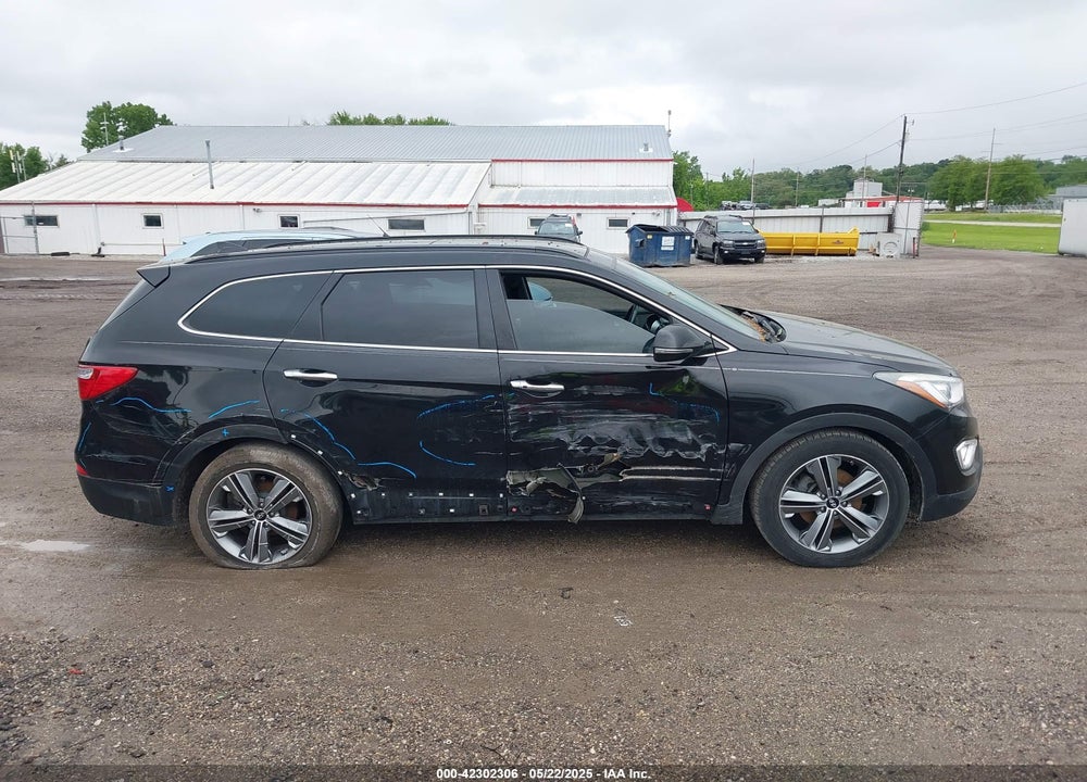 2016 HYUNDAI SANTA FE VIN: KM8SR4HF4GU132952