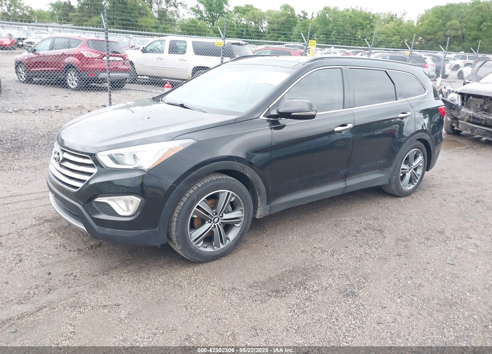 2016 HYUNDAI SANTA FE VIN: KM8SR4HF4GU132952
