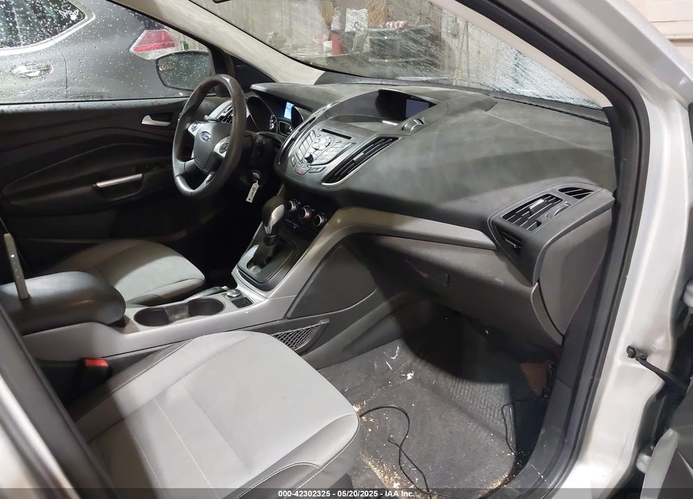 2015 FORD ESCAPE VIN: 1FMCU9GX1FUB74083