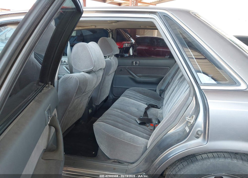 1989 TOYOTA CAMRY VIN: 4T1SV22E7KU046754
