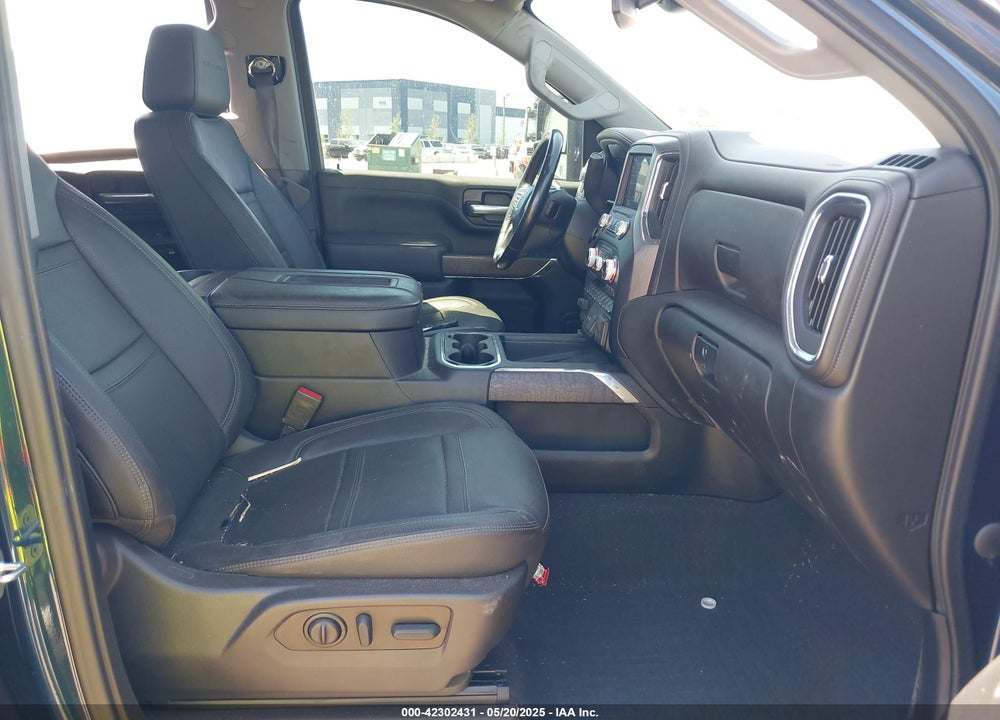 2022 GMC SIERRA 2500HD 4WD  STANDARD BED DENALI VIN: 1GT49REY2NF228676