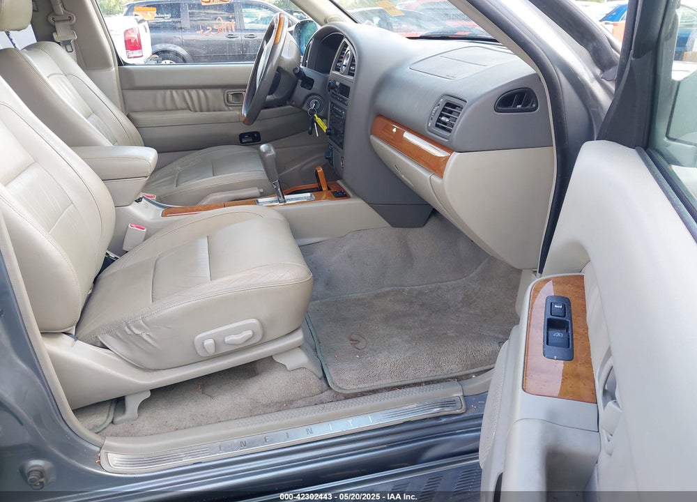 2003 INFINITI QX4 VIN: JNRDR09Y23W305324