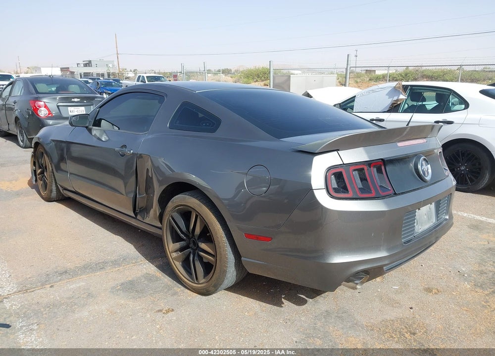 2013 FORD MUSTANG V6 VIN: 1ZVBP8AM7D5268215