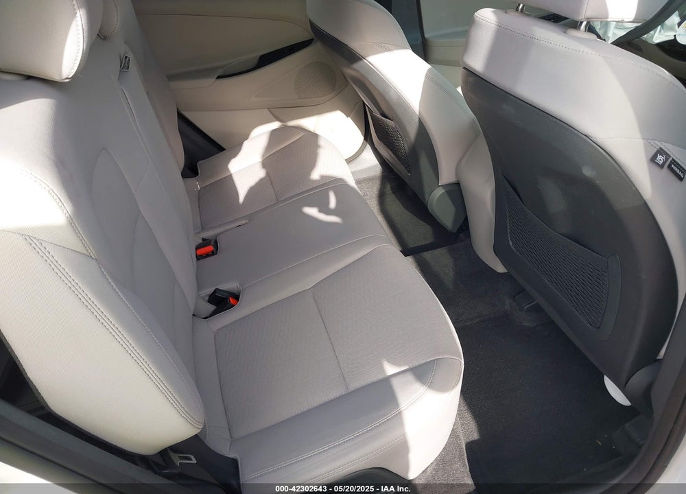 2019 HYUNDAI TUCSON VALUE VIN: KM8J33A41KU013023