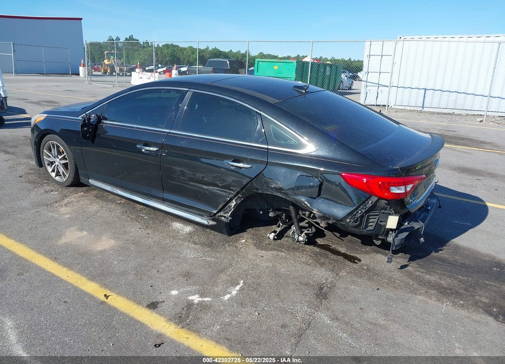2015 HYUNDAI SONATA VIN: 5NPE34ABXFH040621