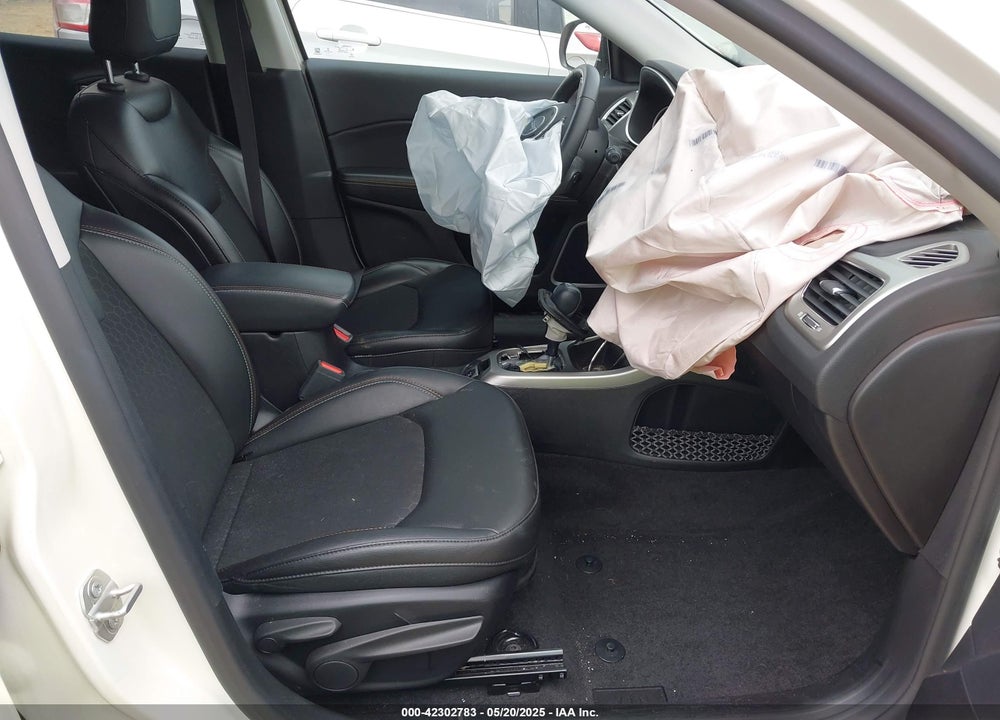 2018 JEEP COMPASS VIN: 3C4NJCBB6JT286573