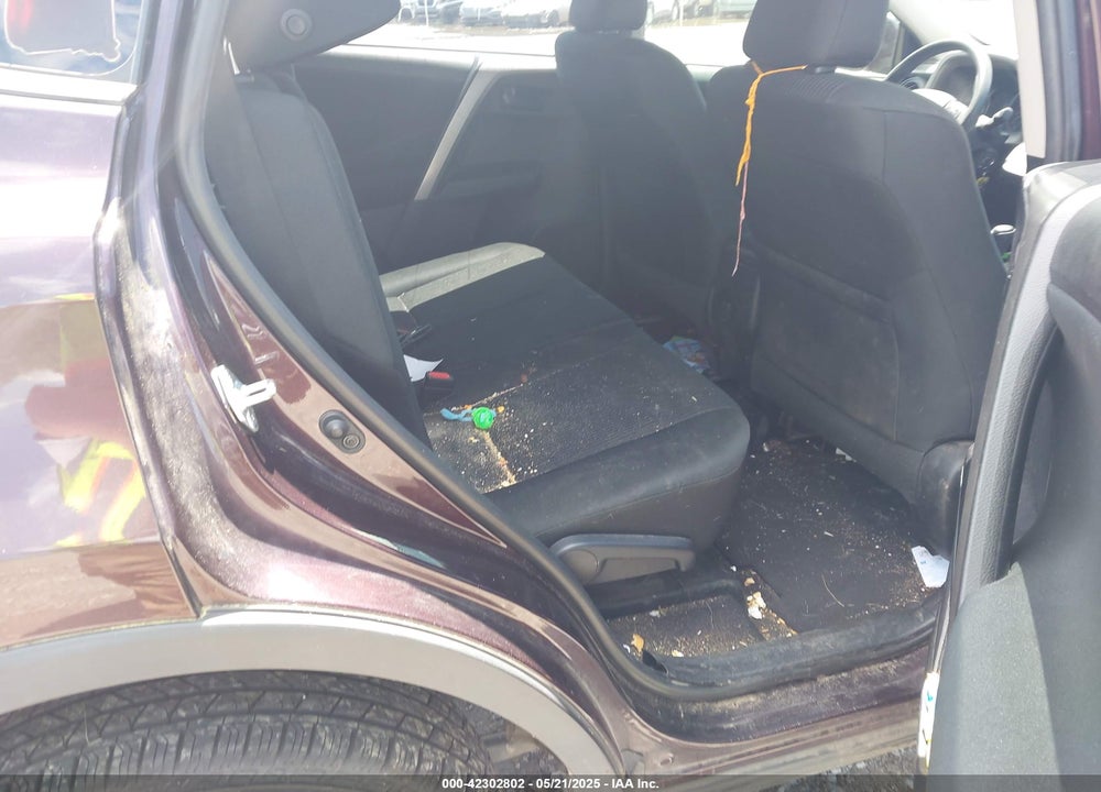 2018 TOYOTA RAV4 VIN: 2T3BFREV2JW781018