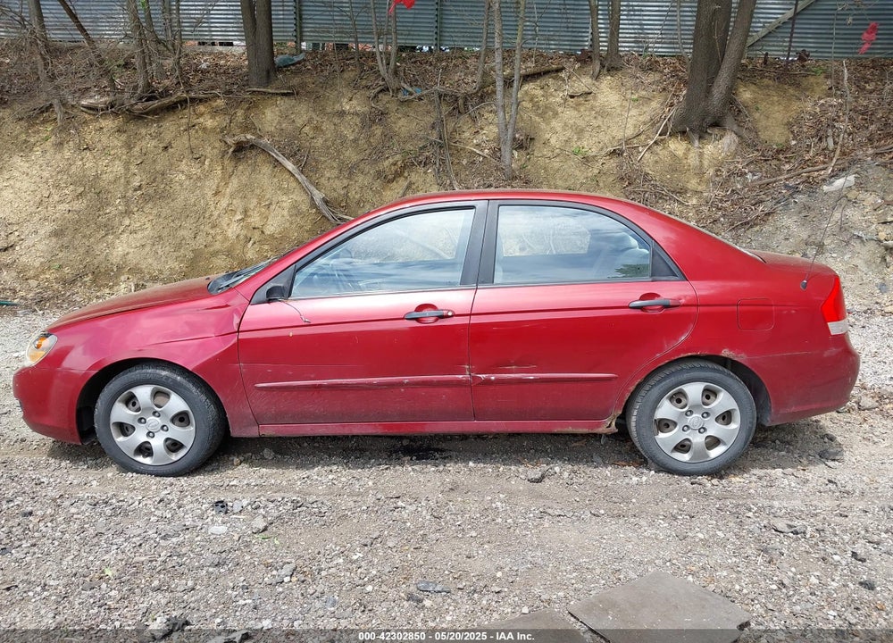 2009 KIA SPECTRA VIN: KNAFE221995651296