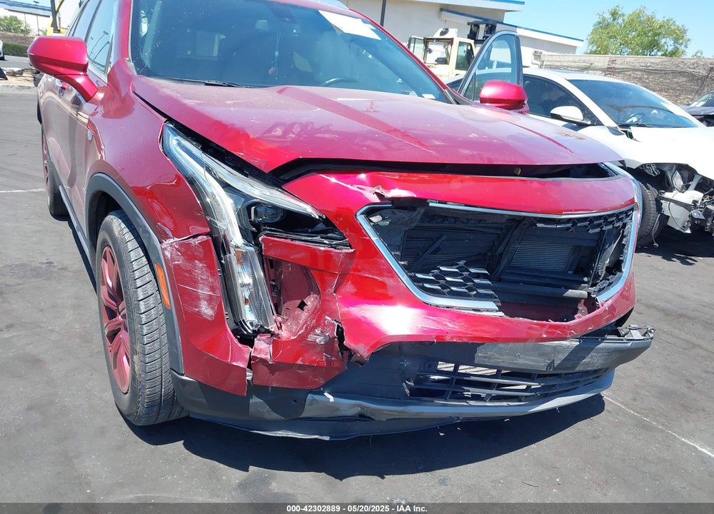 2019 CADILLAC XT4 VIN: 1GYFZCR40KF136453