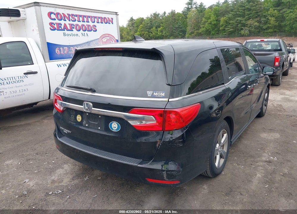2018 HONDA ODYSSEY VIN: 5FNRL6H76JB043067