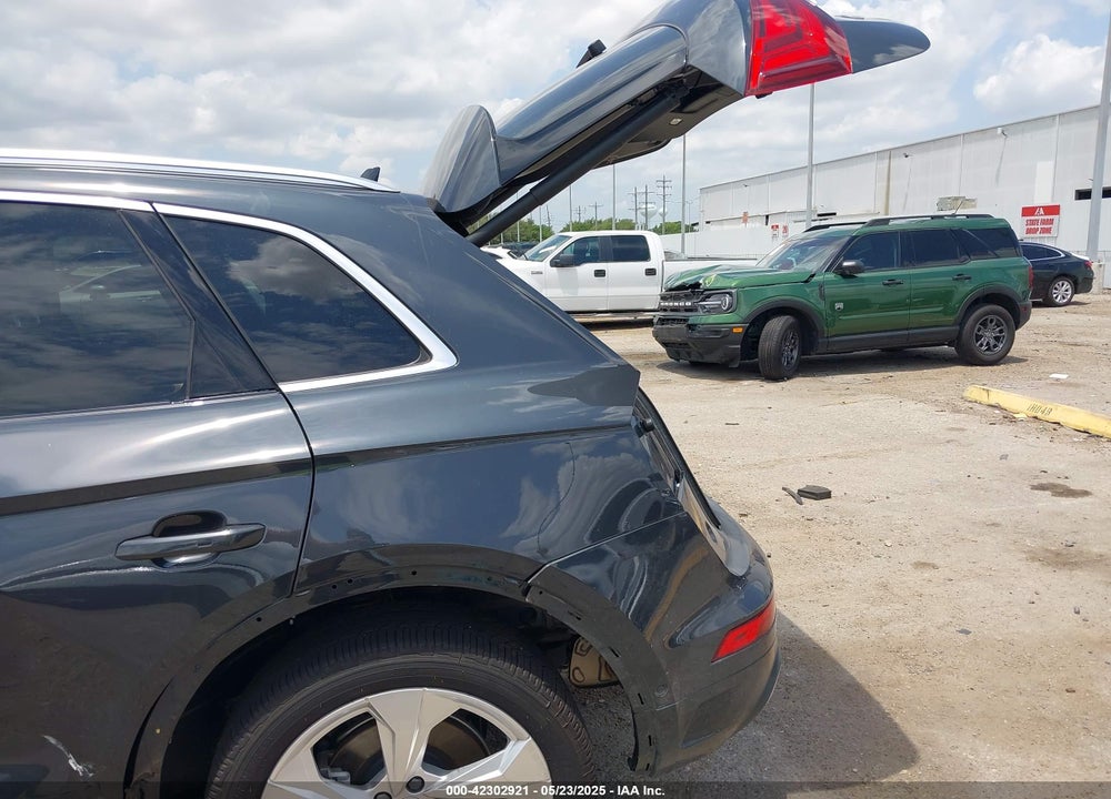 2021 AUDI Q5 PRESTIGE VIN: WA1CAAFY6M2114408