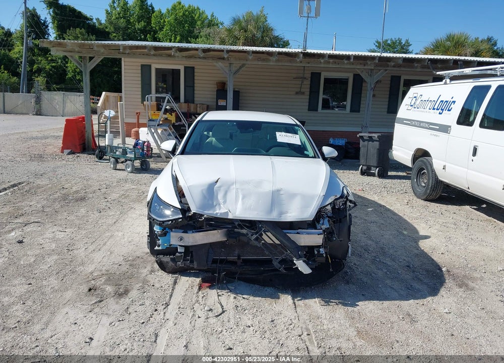 2022 HYUNDAI SONATA SE VIN: KMHL24JA6NA226241