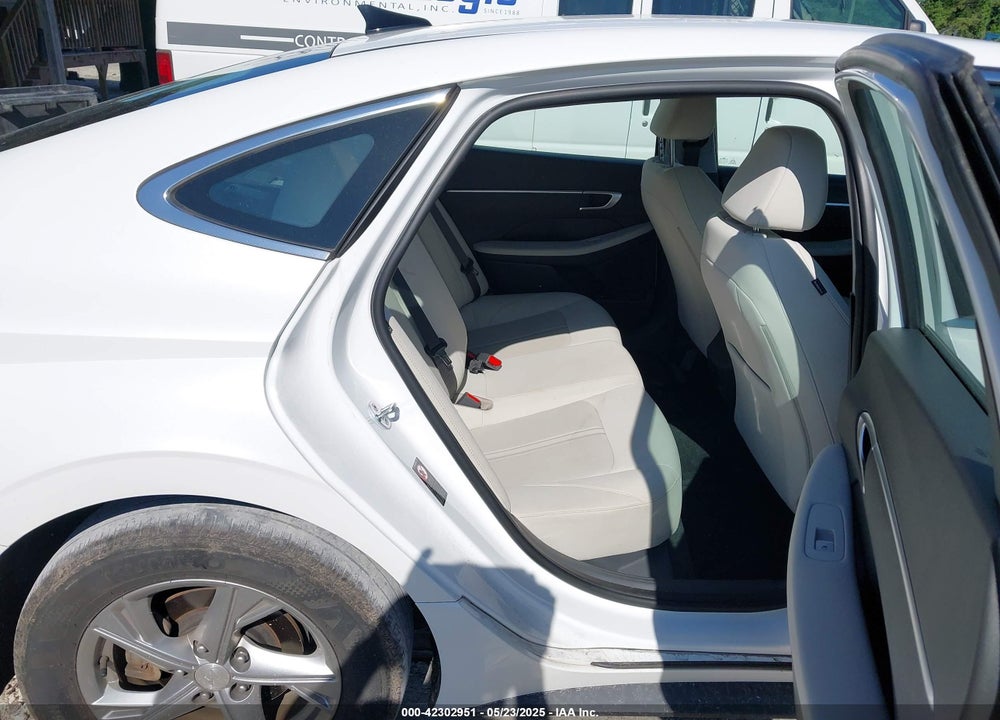 2022 HYUNDAI SONATA SE VIN: KMHL24JA6NA226241