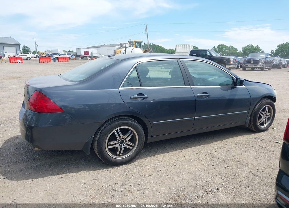 2007 HONDA ACCORD 3.0 EX VIN: 1HGCM66527A014608