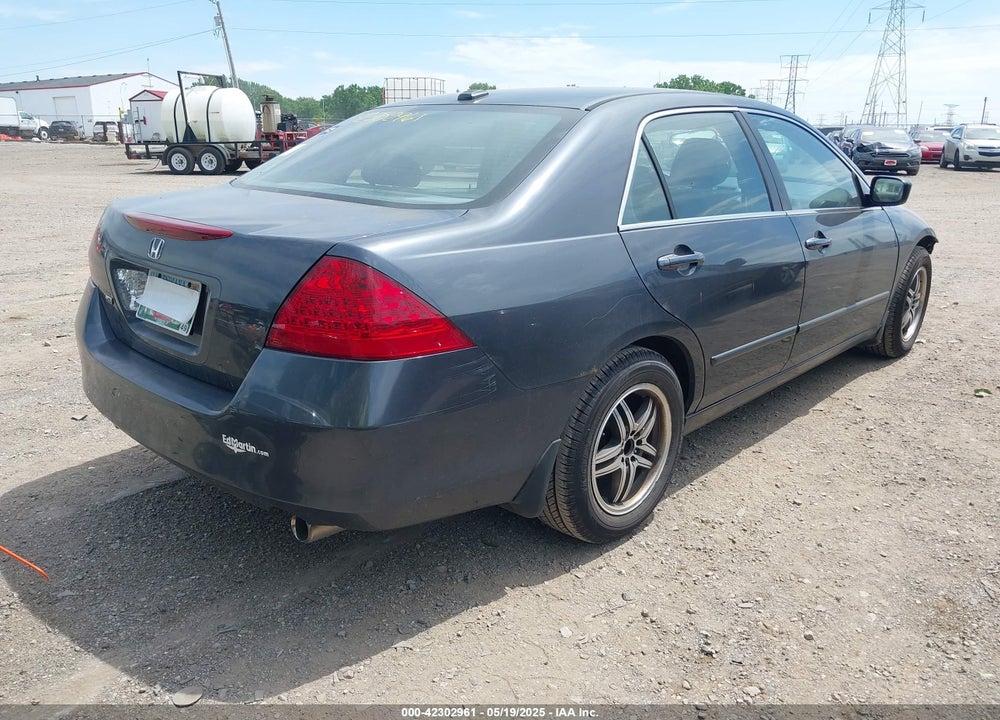 2007 HONDA ACCORD 3.0 EX VIN: 1HGCM66527A014608