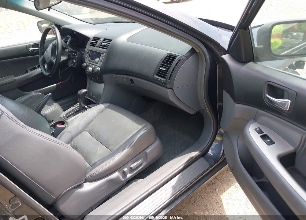 2007 HONDA ACCORD 3.0 EX VIN: 1HGCM66527A014608