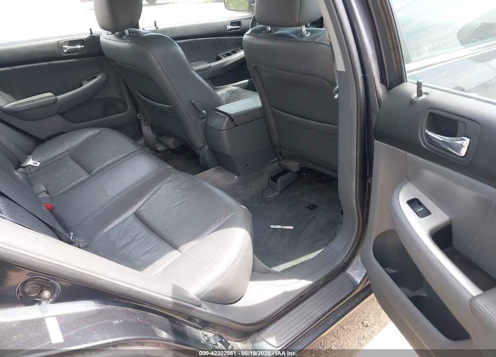 2007 HONDA ACCORD 3.0 EX VIN: 1HGCM66527A014608