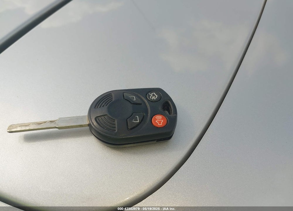 2015 FORD FOCUS SE VIN: 1FADP3K29FL249455