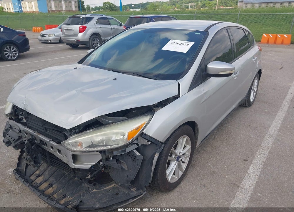 2015 FORD FOCUS SE VIN: 1FADP3K29FL249455