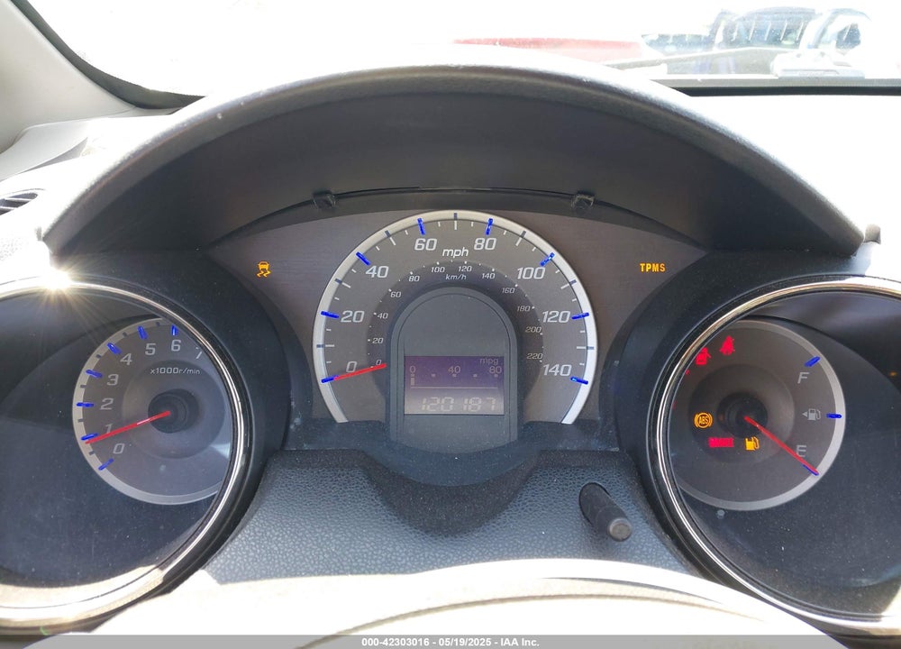 2013 HONDA FIT SPORT VIN: JHMGE8H57DC045146